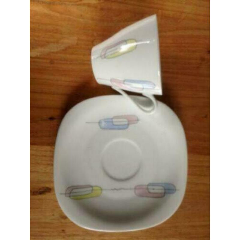 Kop en schotel Jenny ( vintage ) servies