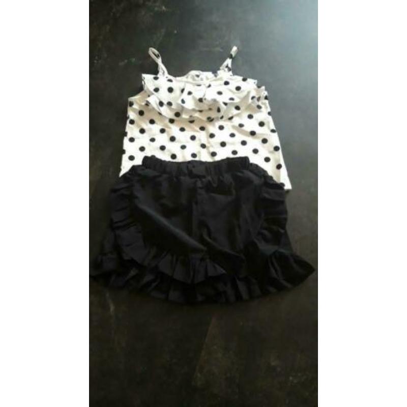 Setje meisjes zomerkleding mt. 122. 6 delig.