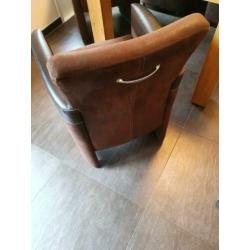 Eethoek met 4 stoelen 100x180 cm - tafel en dressoir