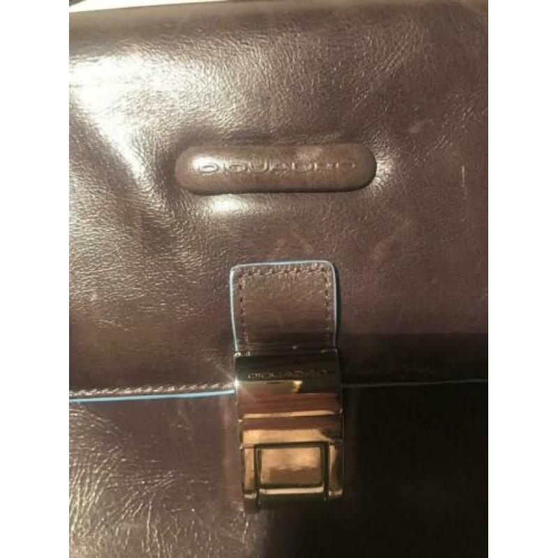 PIQUADRO LAPTOPTAS/ taupe/bruin /izgst