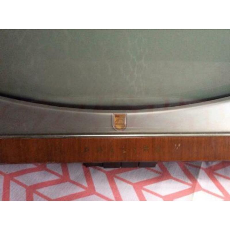 Philips tv (niet werkend nog)