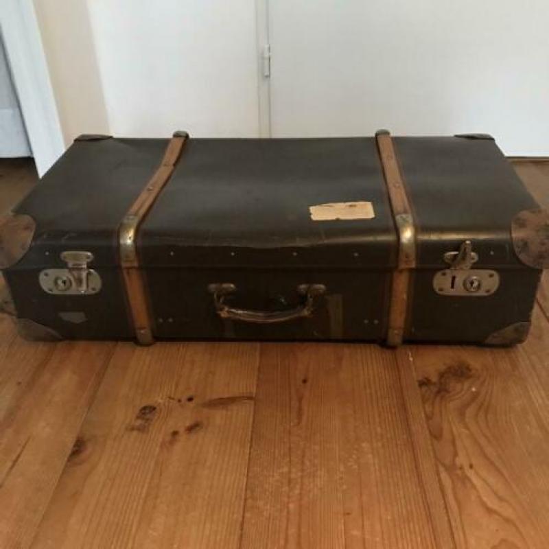 Vintage koffer met houten beslag