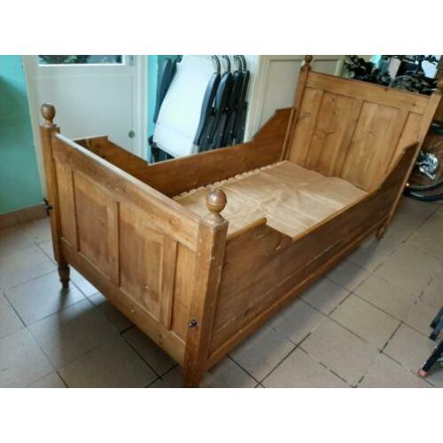 Brocante ledikant