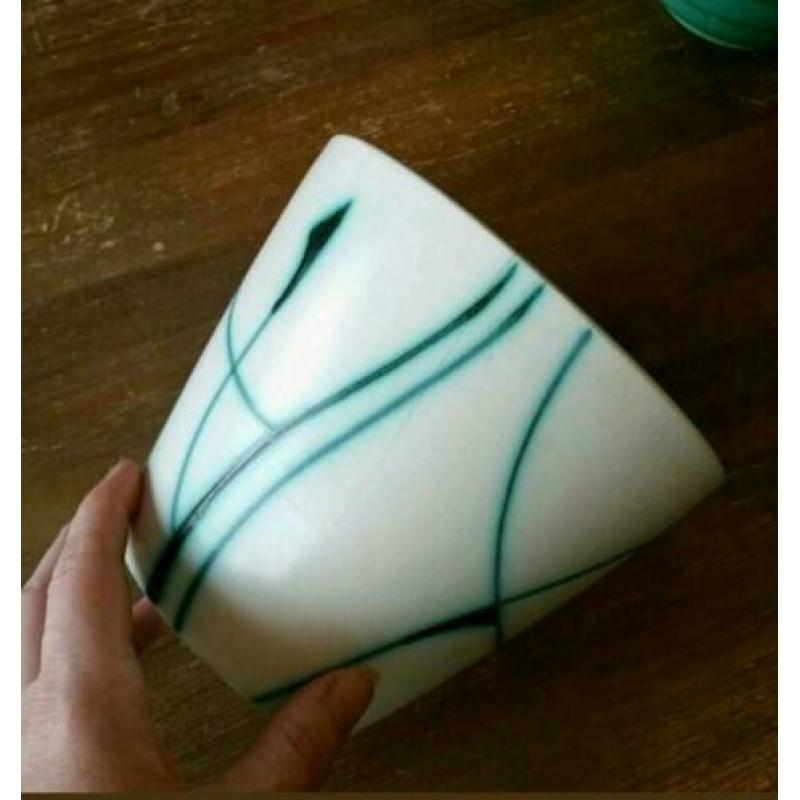 2 mooie vintage bloempotten