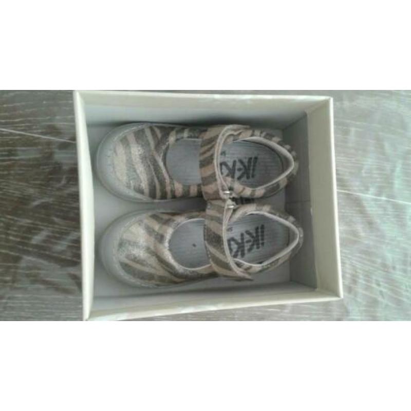 Te koop zgan Ikke meisjes ballarina schoenen maat 26 leder
