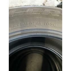 Bridgestone 225/60R18 100H