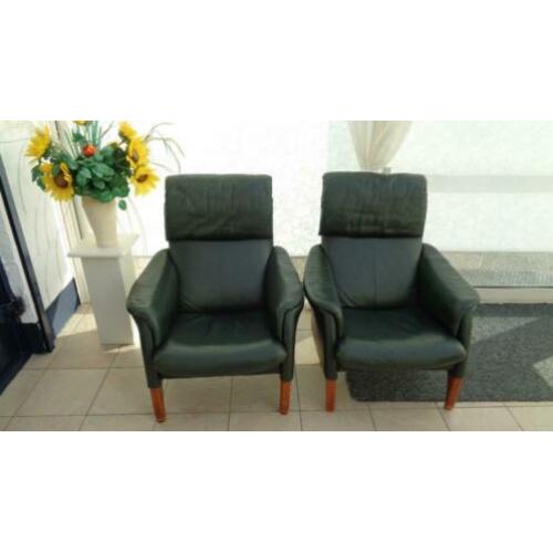 Te koop: 2 groen lederen fauteuils