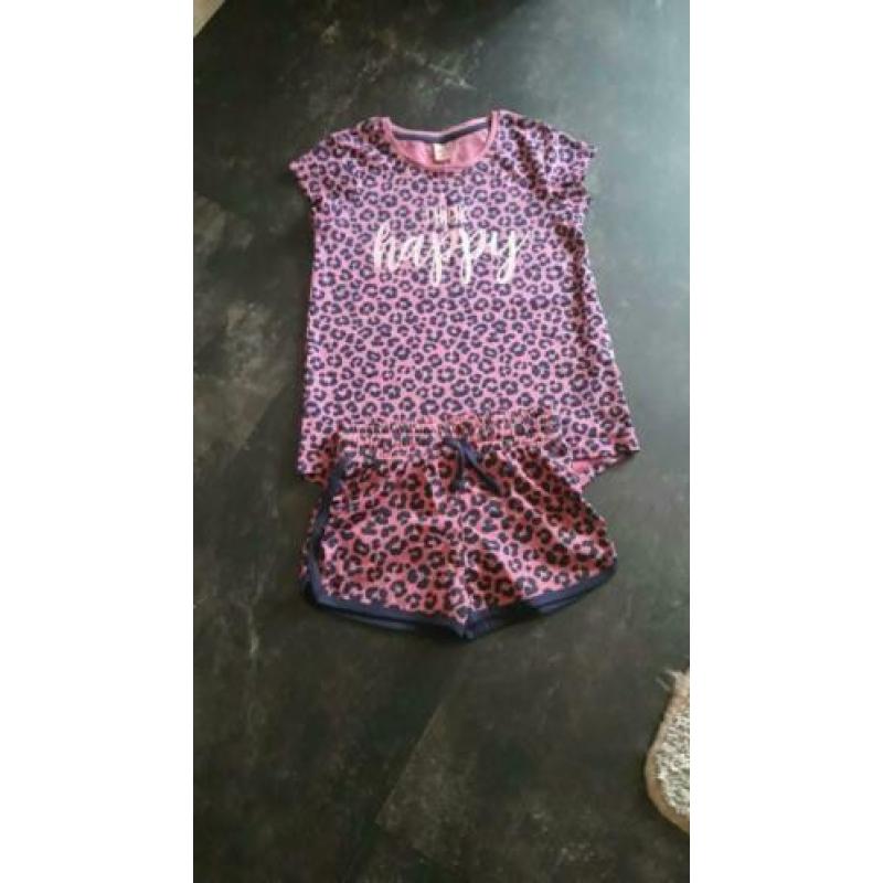 Setje meisjes zomerkleding mt. 122. 6 delig.