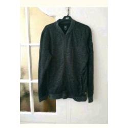 Non Grada vest maat XL
