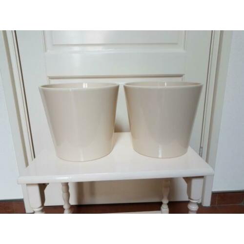 2 bloempotten creme