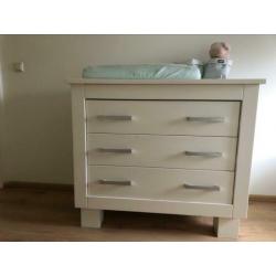 Mooie complete babykamer!