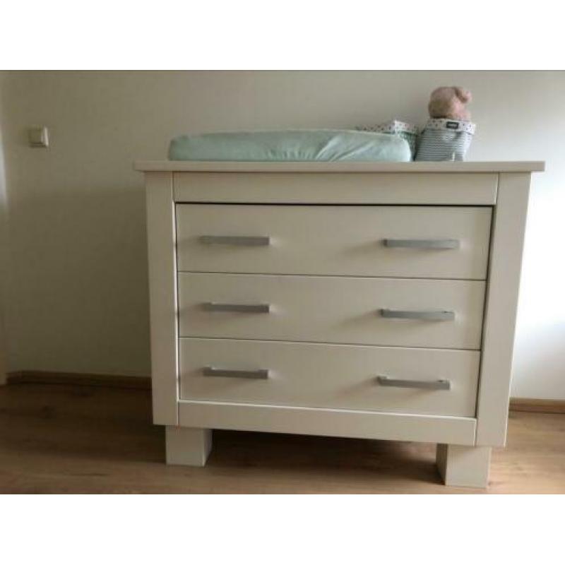 Mooie complete babykamer!