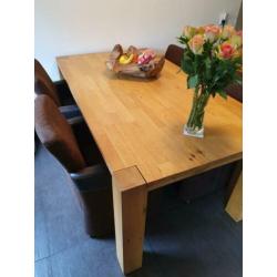 Eethoek met 4 stoelen 100x180 cm - tafel en dressoir