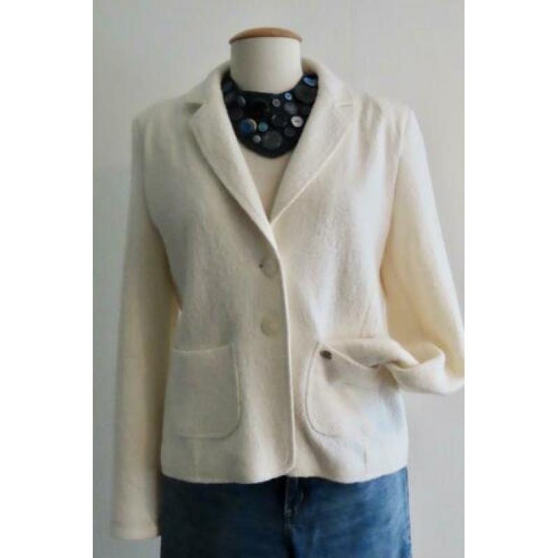 B Three NIEUWWWW!!! Cookedwool jasje maat 44