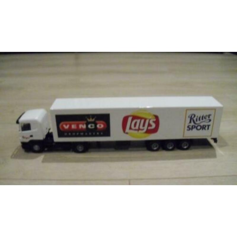 Te koop mooie lion toys scania 124l 400 sugro schaal 1:50