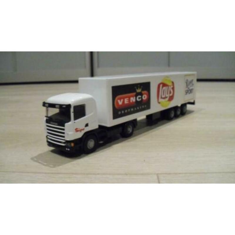 Te koop mooie lion toys scania 124l 400 sugro schaal 1:50