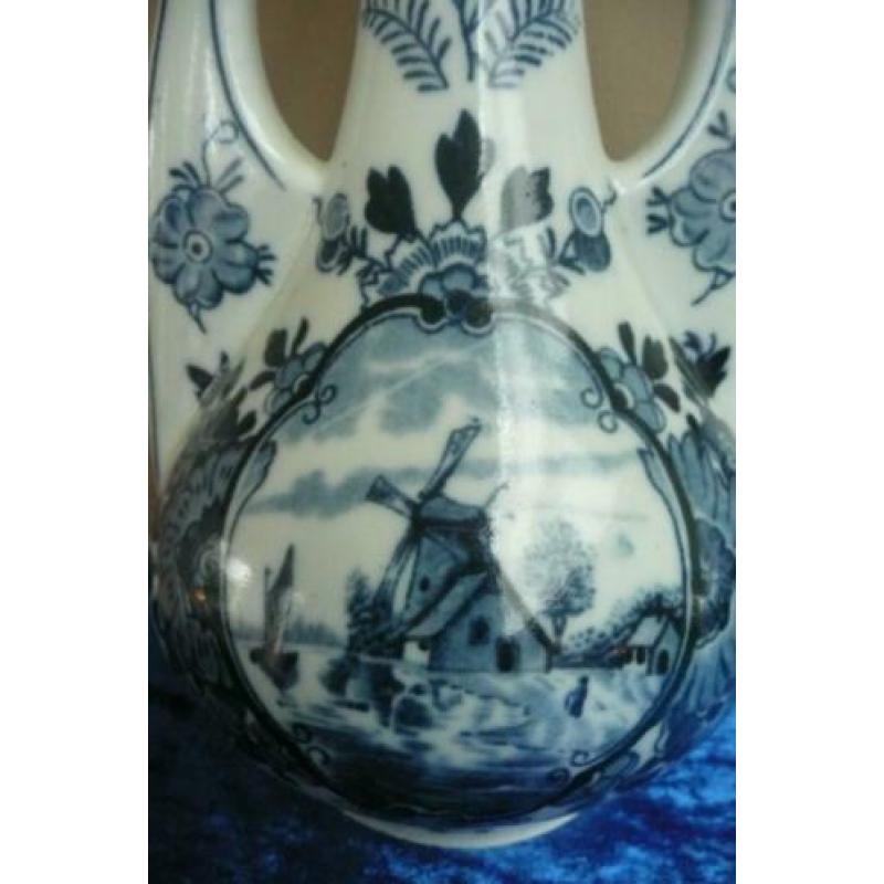 Delfts Blauwe oorvazen decor bootjes en molen (Reyshof)