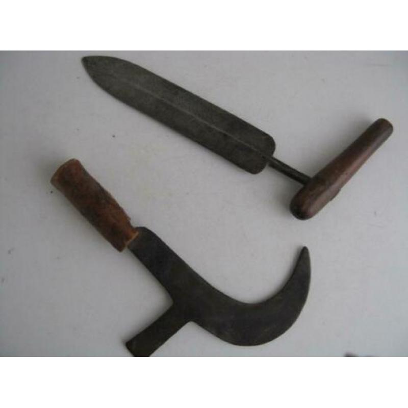 2 voorwerpen antiek gereedschap