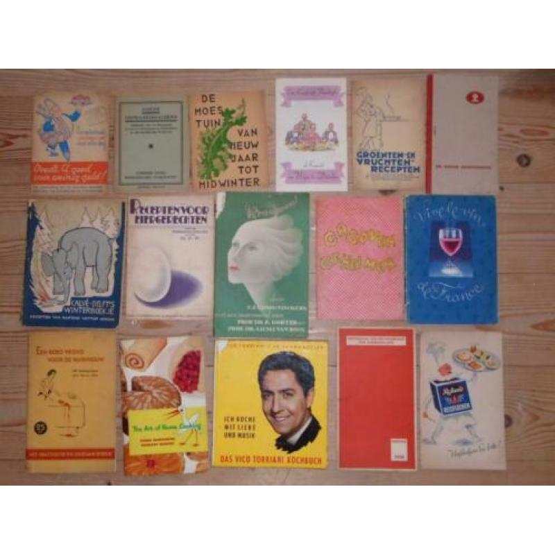 Kookboekjes en folders jaren '40 t/m '70.