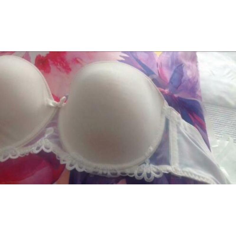 BH s, 3x nieuw, ook als strapless, maat 75D!