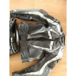 Motorpak spidi mt 50 + Arlen Ness laarzen mt 42