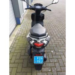 Stoere Peugeot kisbee snor STREET Bomvol! 1e eigenaar!!