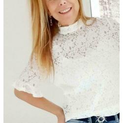 ? NIEUW? AAIKO | Prachtige wit kanten blouse met ruche - S