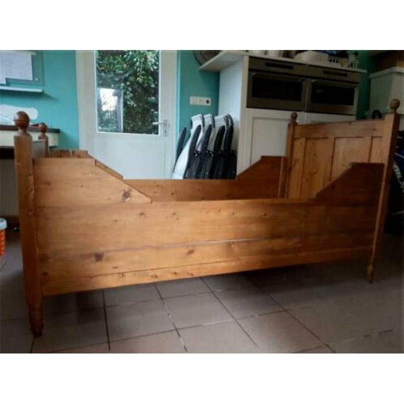 Brocante ledikant