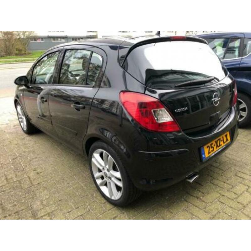 Opel Corsa 1.4-16V Bns Sport
