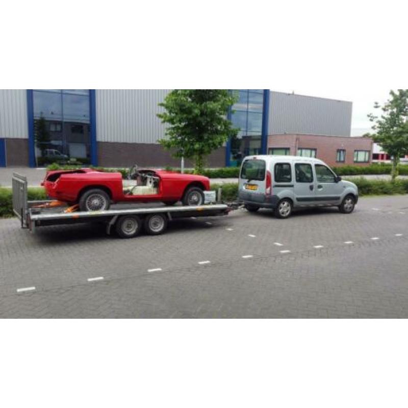 MG -B 1.8 1979 rood