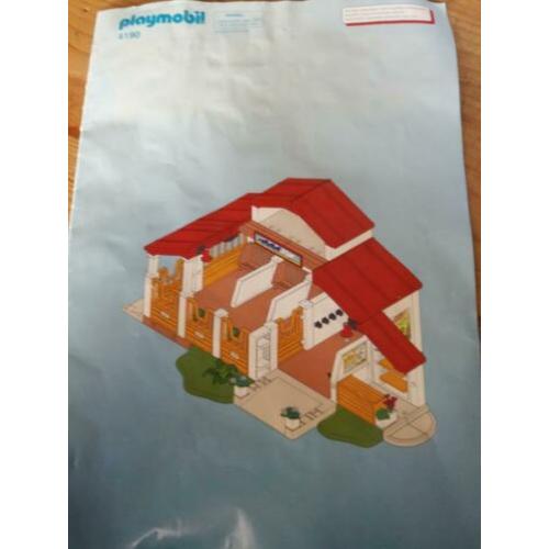 Playmobiel manege plus vele extra setjes