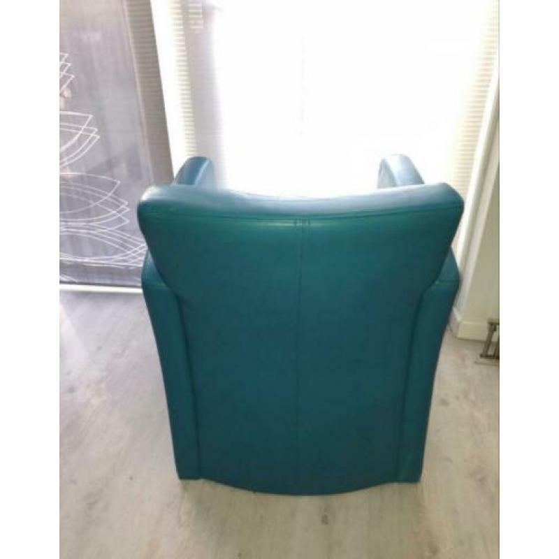 Turquoise leren stoelen groen blauw kuipstoelen fauteuil