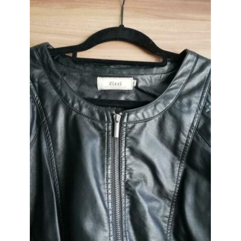 Zizzi leren look jasje maat 50