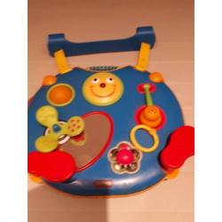 Baby activitycentre van Tinylove. Zeer goede staat! Heeft aa
