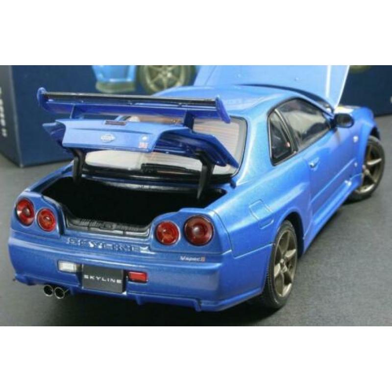 Ebbro Nissan Skyline GT-R Bayside blue 1/24 schaal mega vet