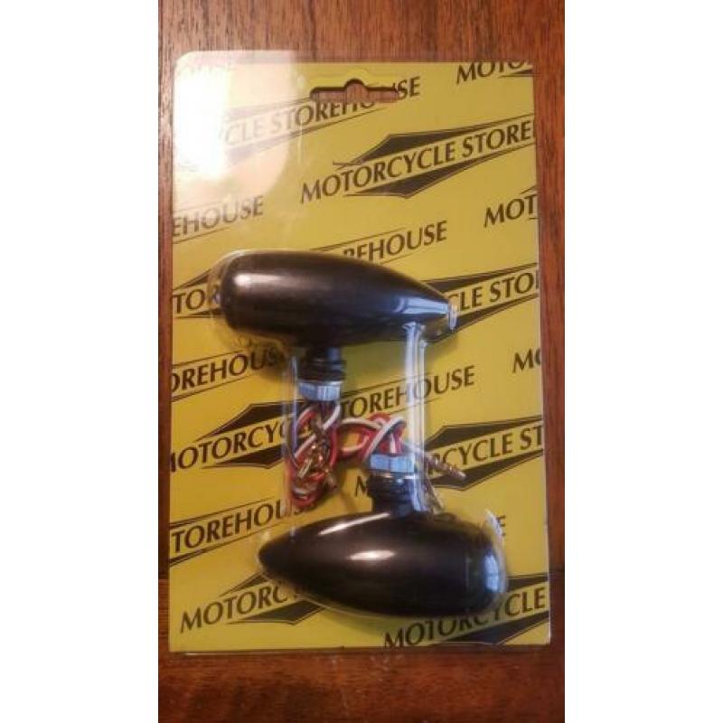 2 setjes knipperlichten of achterlichten bullit.