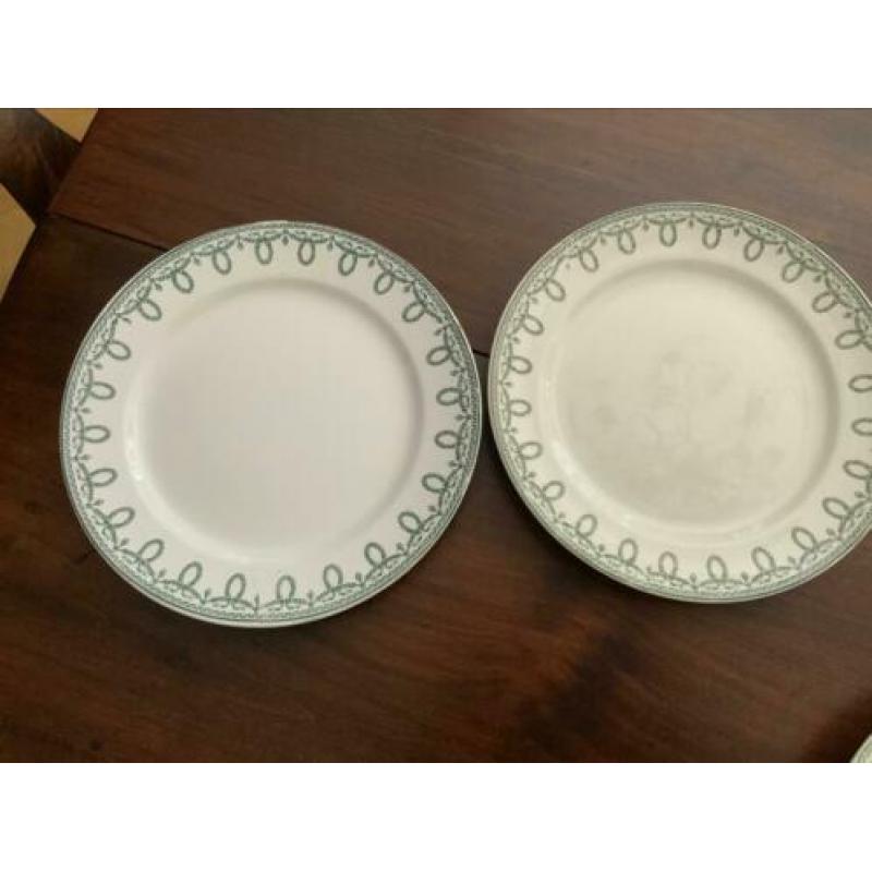 Diverse onderdelen servies Bonaparte