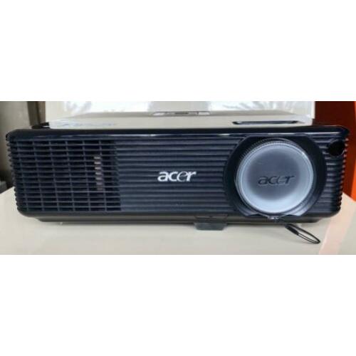 Acer P1100 DLP Projector (Beamer) HDMI VGA