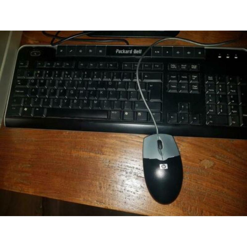 HP Packard Bell Pentium 4 compleet.