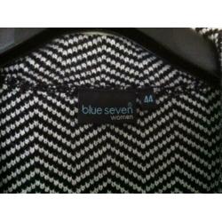 Zwart/wit vestjasje in Chanellook van Blue Seven Women maat