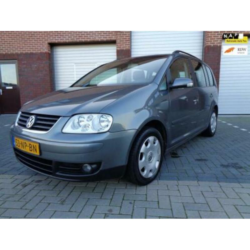 Volkswagen Touran 2.0-16V FSI Trendline Airco! 190DKM! NAP!