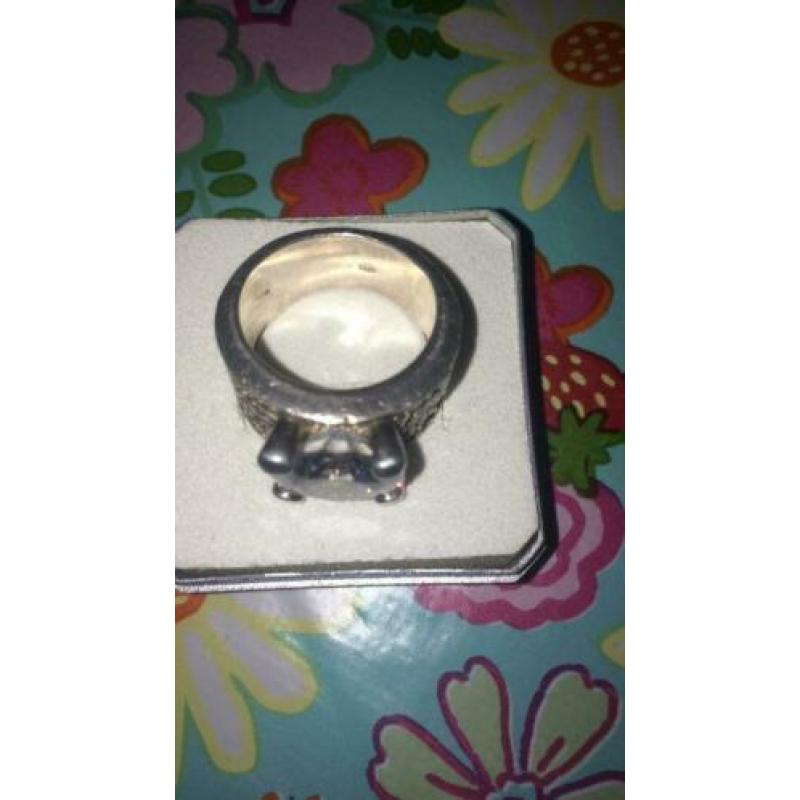 Massief Sterling zilveren ring met natuurlijk steen