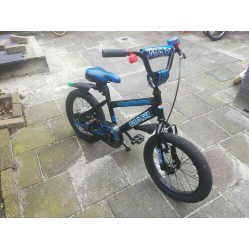 Fiets.. 16 inch.. Vanaf 5 jaar ongeveer.