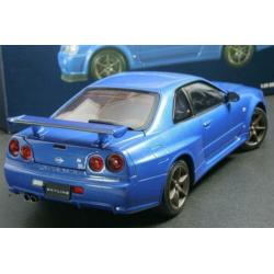 Ebbro Nissan Skyline GT-R Bayside blue 1/24 schaal mega vet