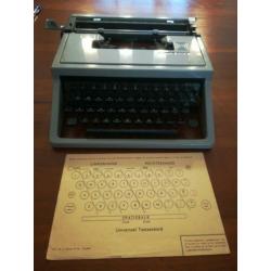 Olivetti Dora Typemachine