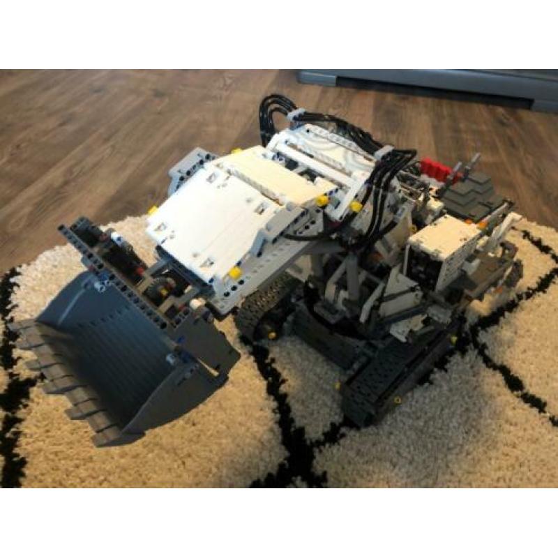 Lego Technic 42100 Liebherr R 9800 graafmachine
