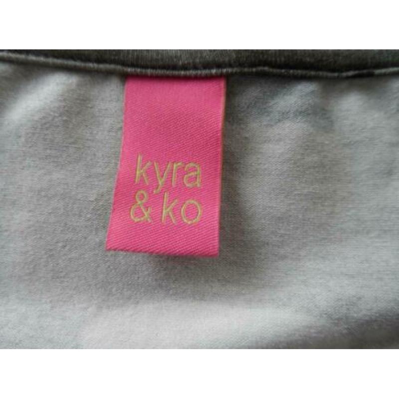 Kyra & Ko - Overslagtop - Maat M - NIEUWSTAAT