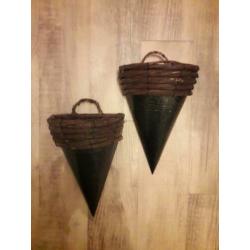 2x zink met rieten wand bloempot