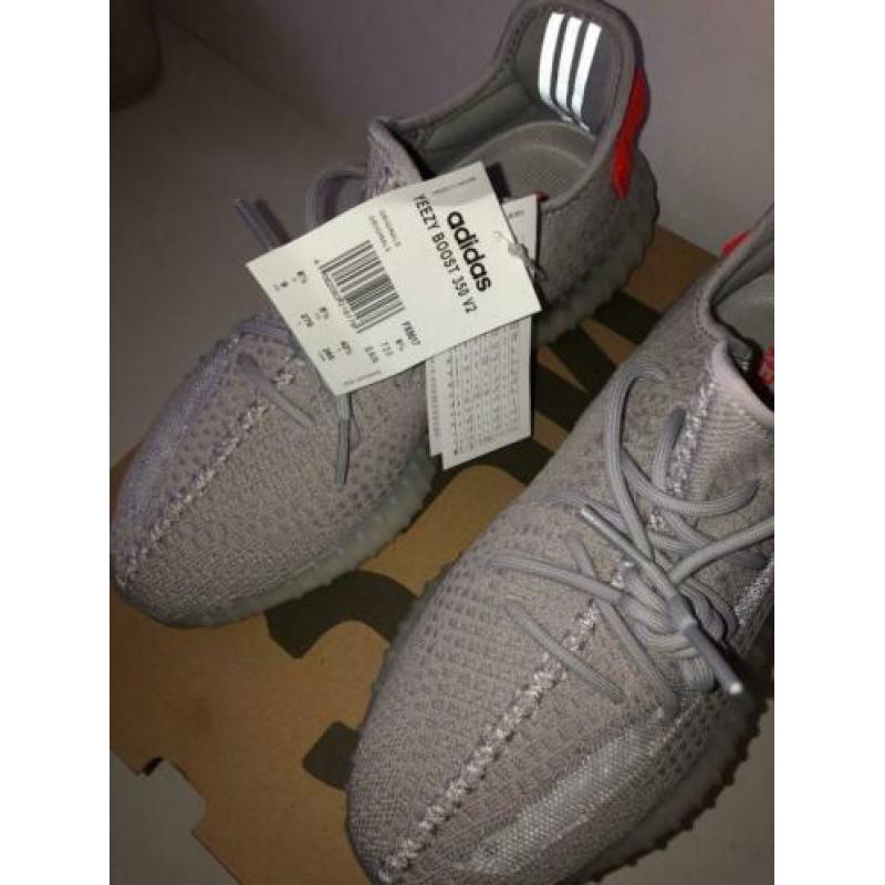 Yeezy Boost 350 v2 tail light, 42 2/3