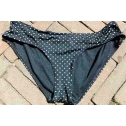zwart/wit stip bikini mt 38 voorgevormde 75C cup